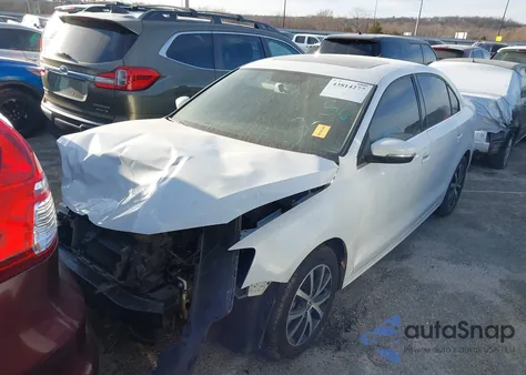 2017 Volkswagen Jetta 1.4T Se from USA, damaged, VIN 3VWDB7AJ1HM353784